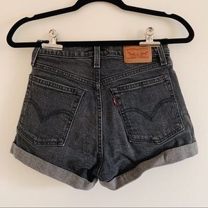 LEVIS high waisted shorts